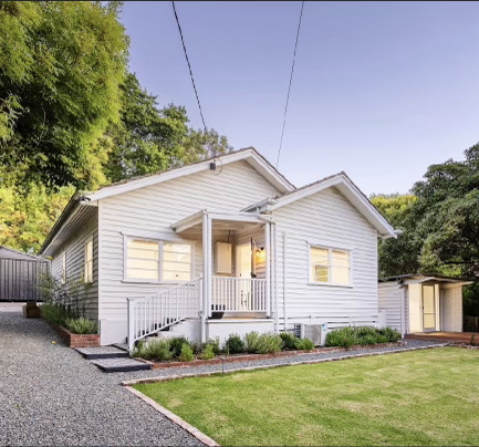 Grace Burn Cottage Healesville dog-friendly accommodation Pooches & Pinot Wine Tours